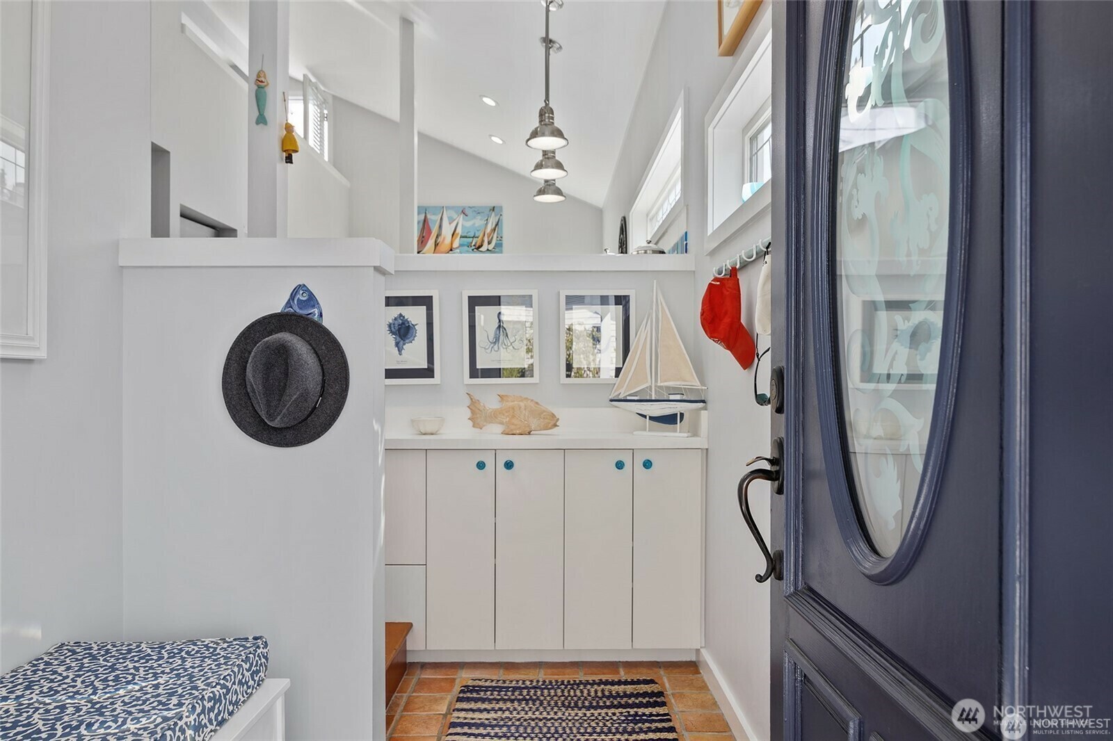 Property Photo: 1213 E Shelby Street 7 WA 98102