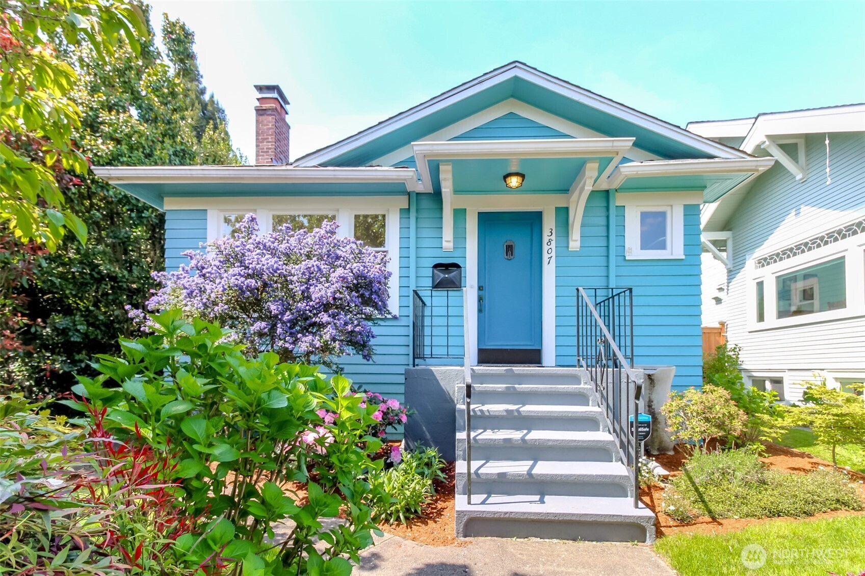 3807  42nd Avenue SW  Seattle WA 98116 photo