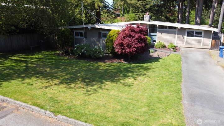 Property Photo: 14514 SE 14th Street WA 98007