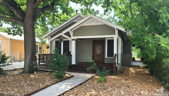 Property Photo:  1022 Pasadena  TX 78201 