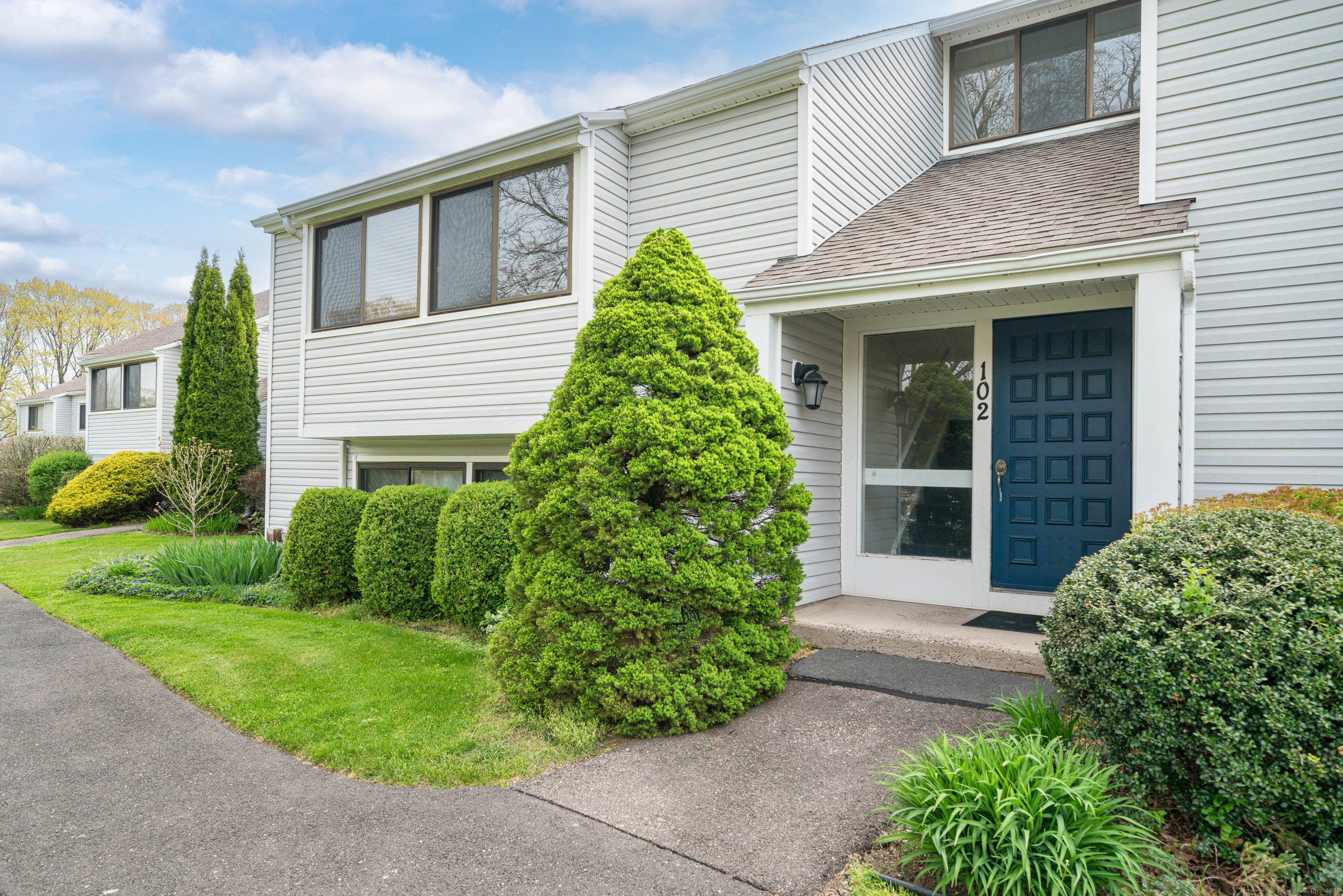 Property Photo: 102 Brookwood Drive Apt C CT 06067