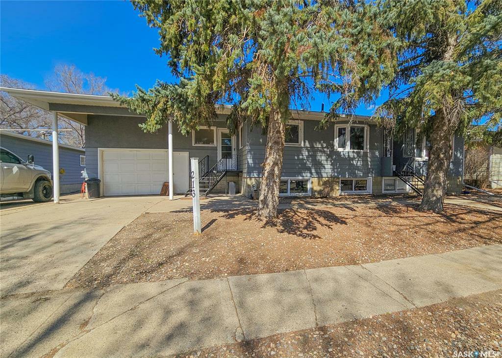 Property Photo: 213 Little Flower Avenue SK S0L 2V0