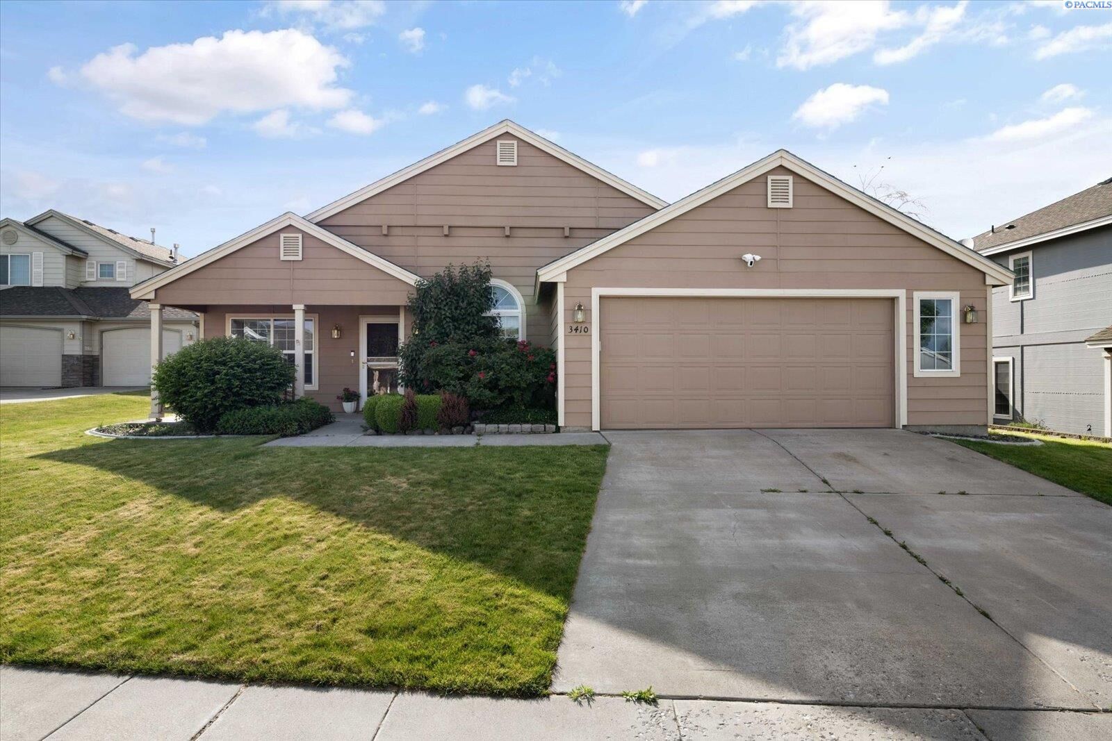 Property Photo:  3410 S Conway Ct  WA 99337 