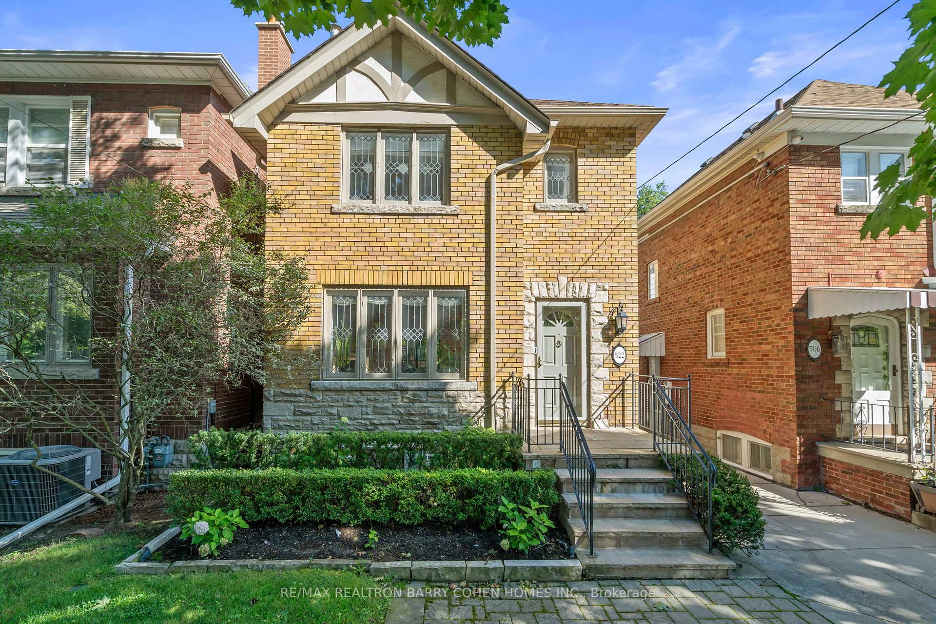 522 Roselawn Avenue  Toronto ON M5N 1J8 photo