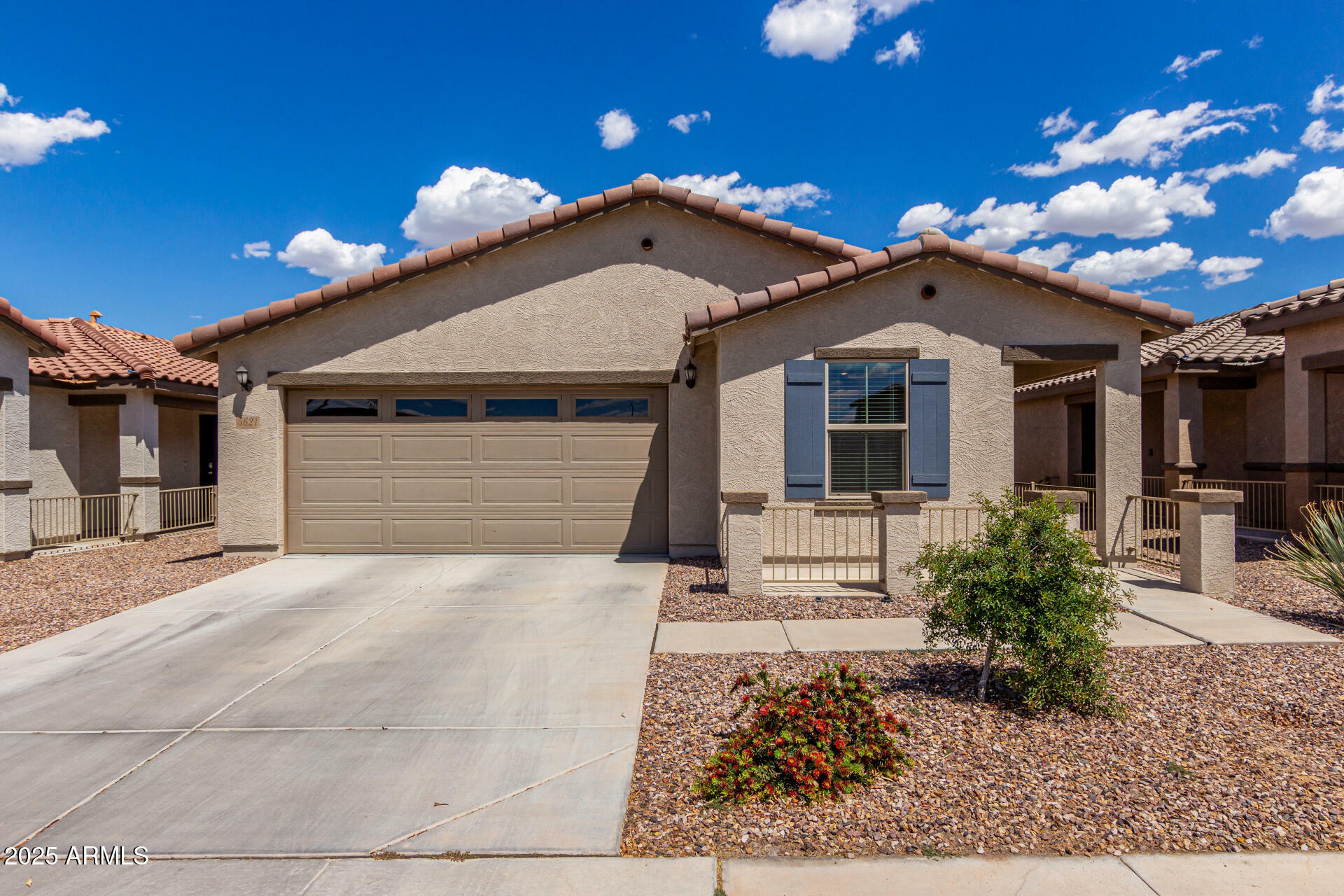 5621 S 30th Glen  Phoenix AZ 85041 photo