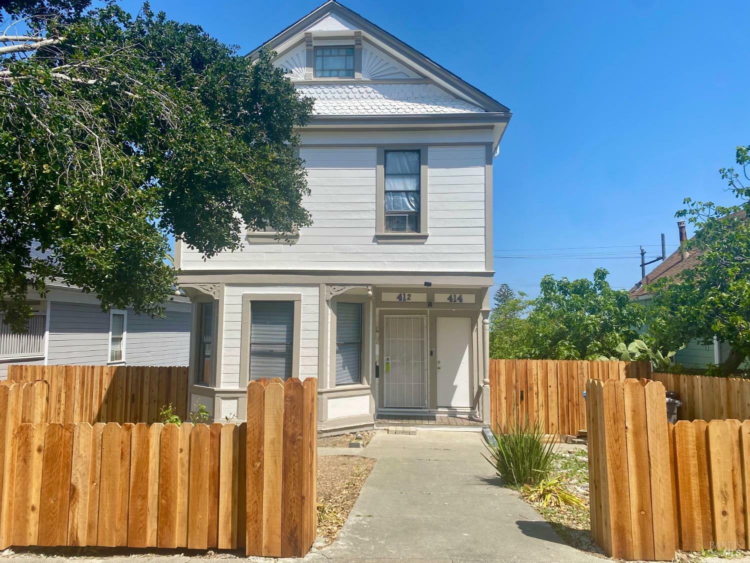 412 416 Kentucky Street  Vallejo CA 94590 photo