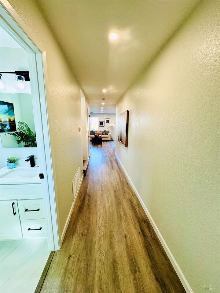 Property Photo:  19 4th Street  CA 94801 