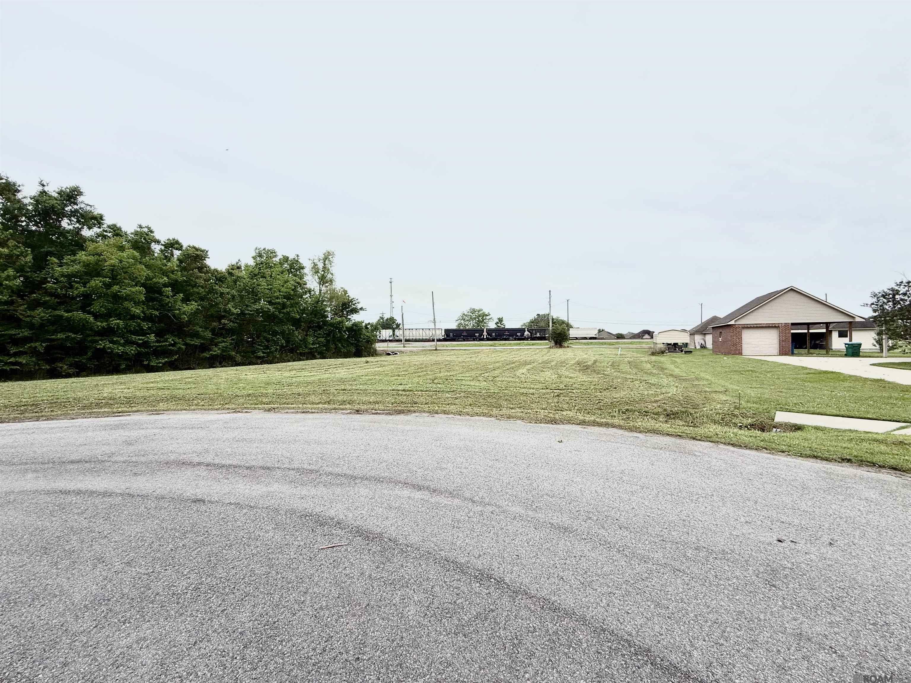 Property Photo: 7150 Rue Grand Pre LA 70710