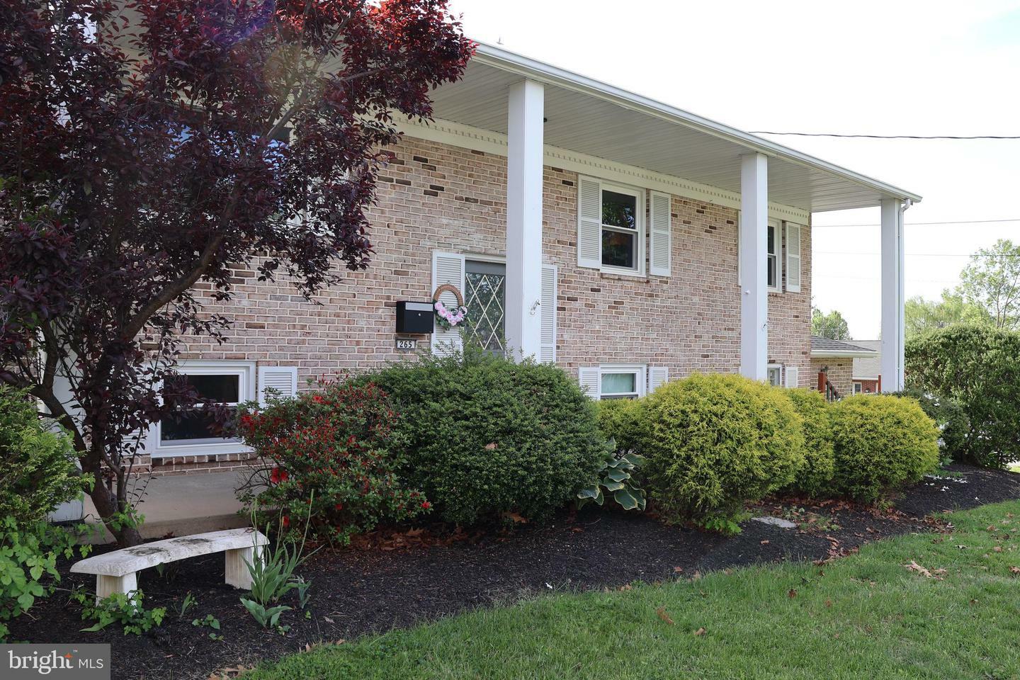 Property Photo: 265 Julia Avenue PA 17579