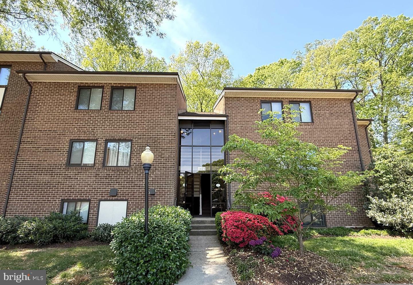 Property Photo: 1415 Northgate Square 15/21B VA 20190