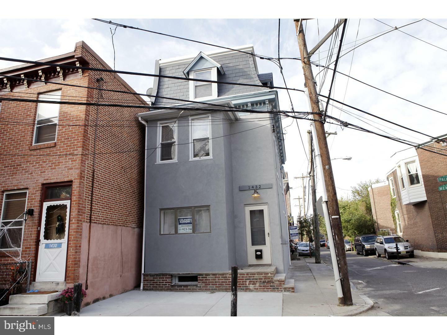 Property Photo: 1432 E Palmer Street PA 19125