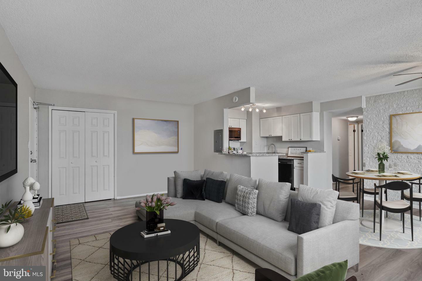 Property Photo: 16 S Van Dorn Street 406 VA 22304