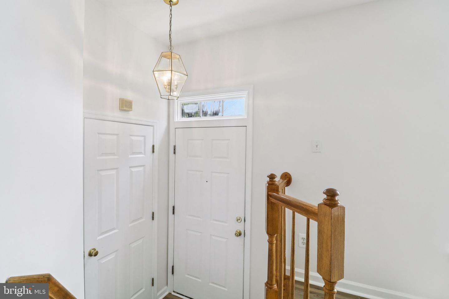 Property Photo: 17406 Kagera Drive VA 22025