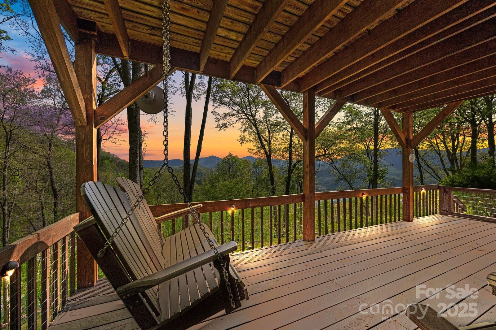 Property Photo: 1954 Utah Mountain Road NC 28785