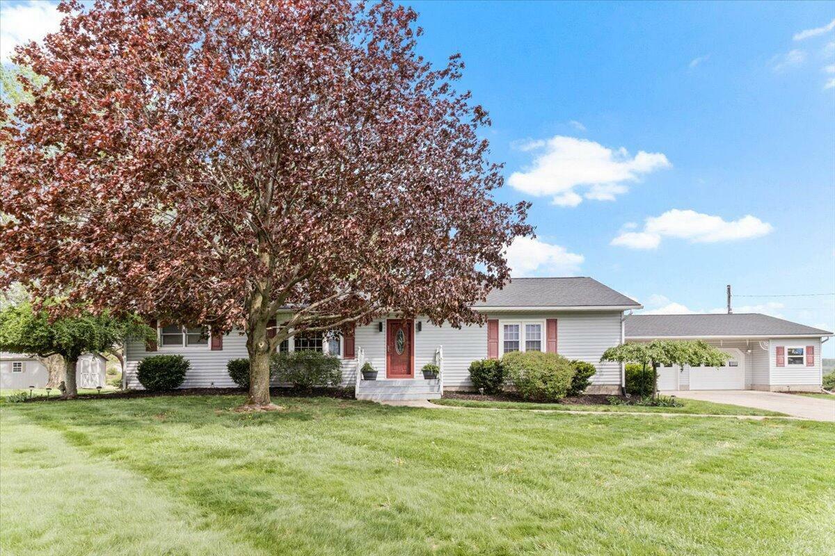Property Photo: 5393 Jacksontown Road OH 43056