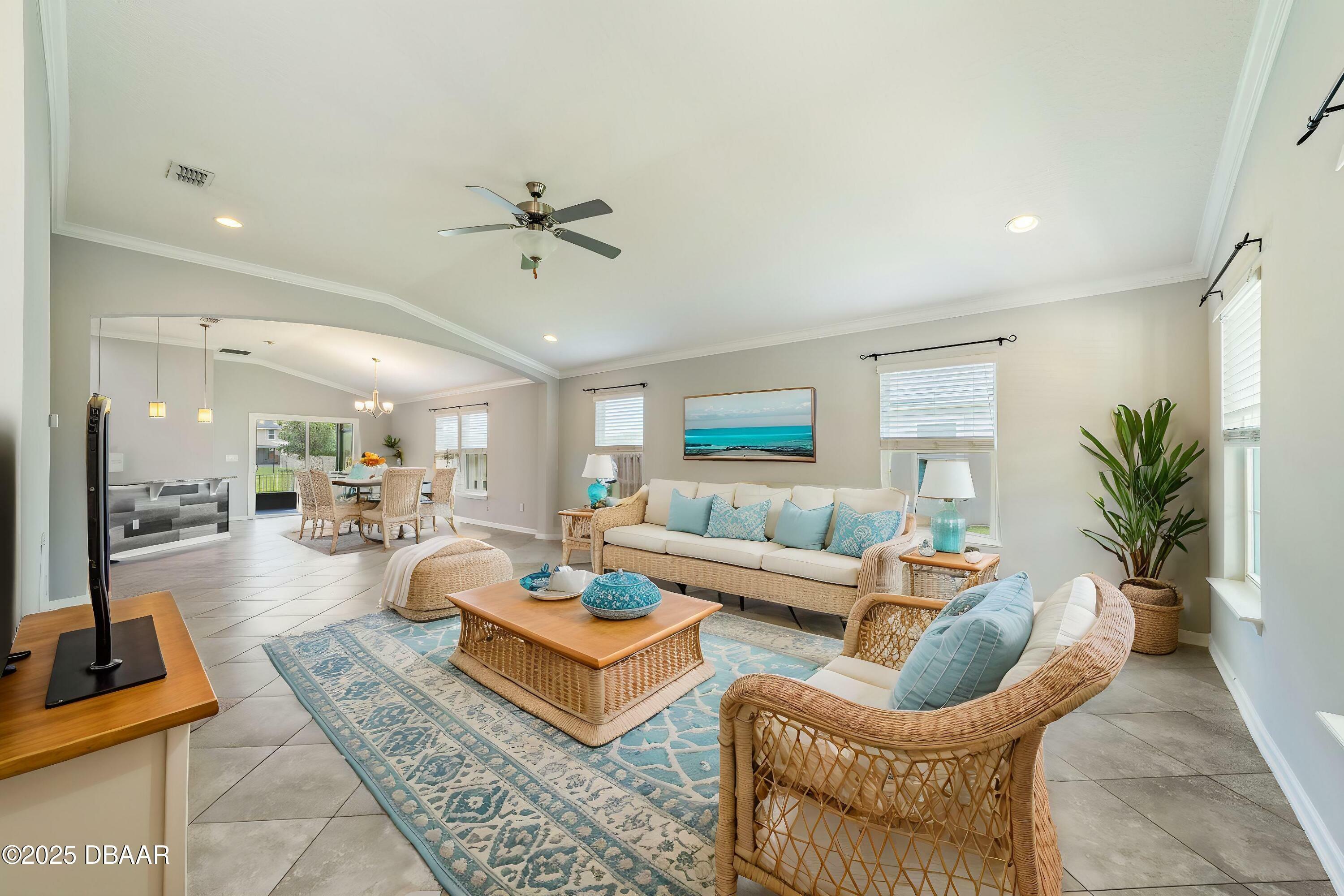Property Photo: 498 Colorado Springs Way FL 32092