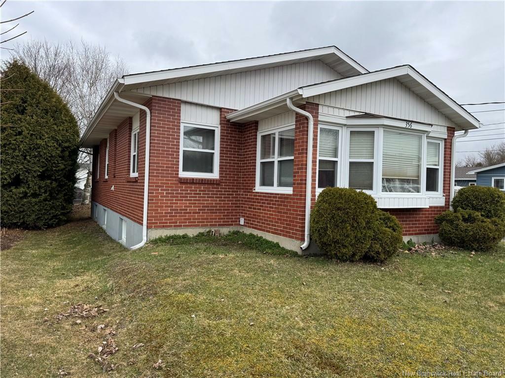 356 Chapel Street  Grand Falls NB J7W 0H7 photo