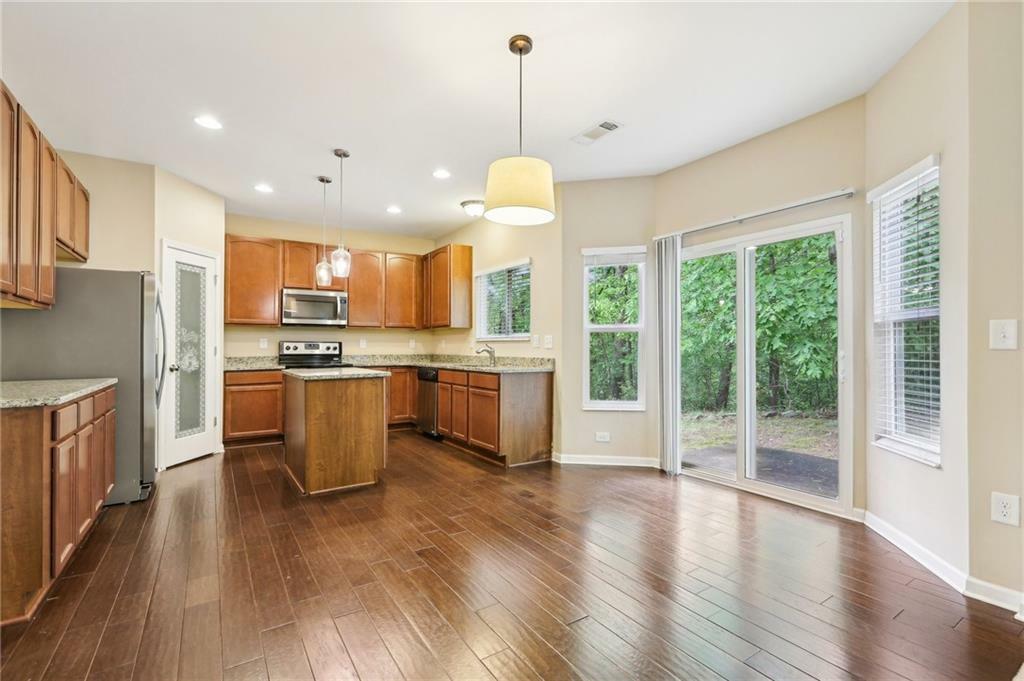 Property Photo: 1647 Shire Village Drive GA 30518