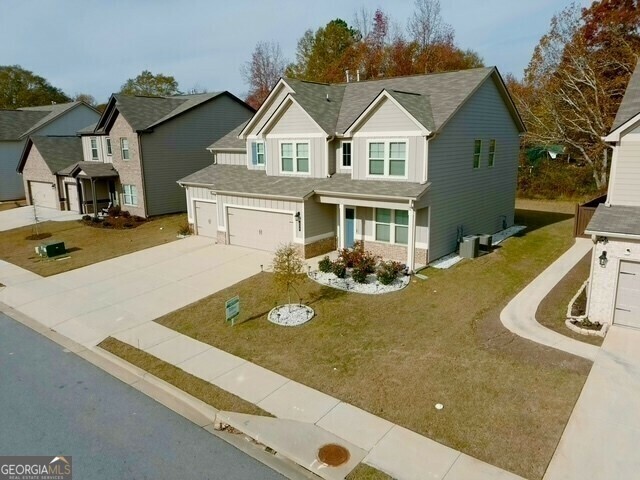 Property Photo: 221 Eleanora Way GA 30052