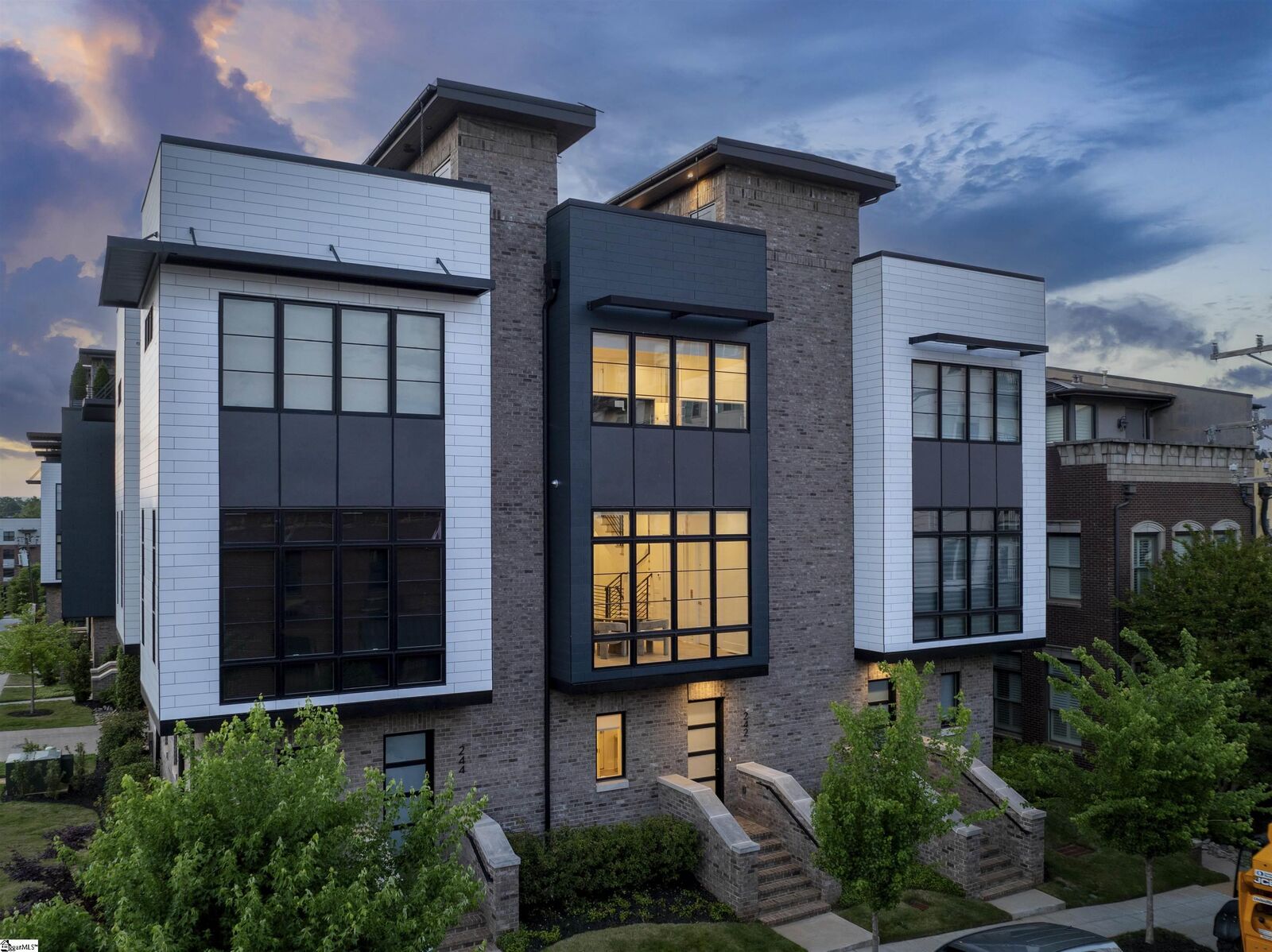 Property Photo:  242 Rhett Street  SC 29601 