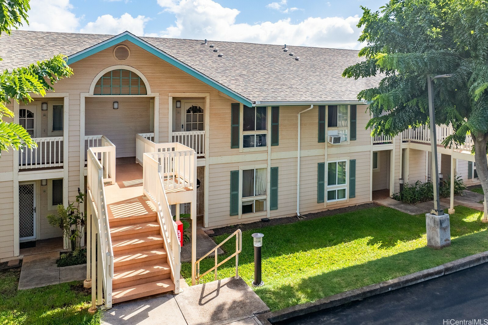 Property Photo: 92-1151 Palahia Street B204 HI 96707