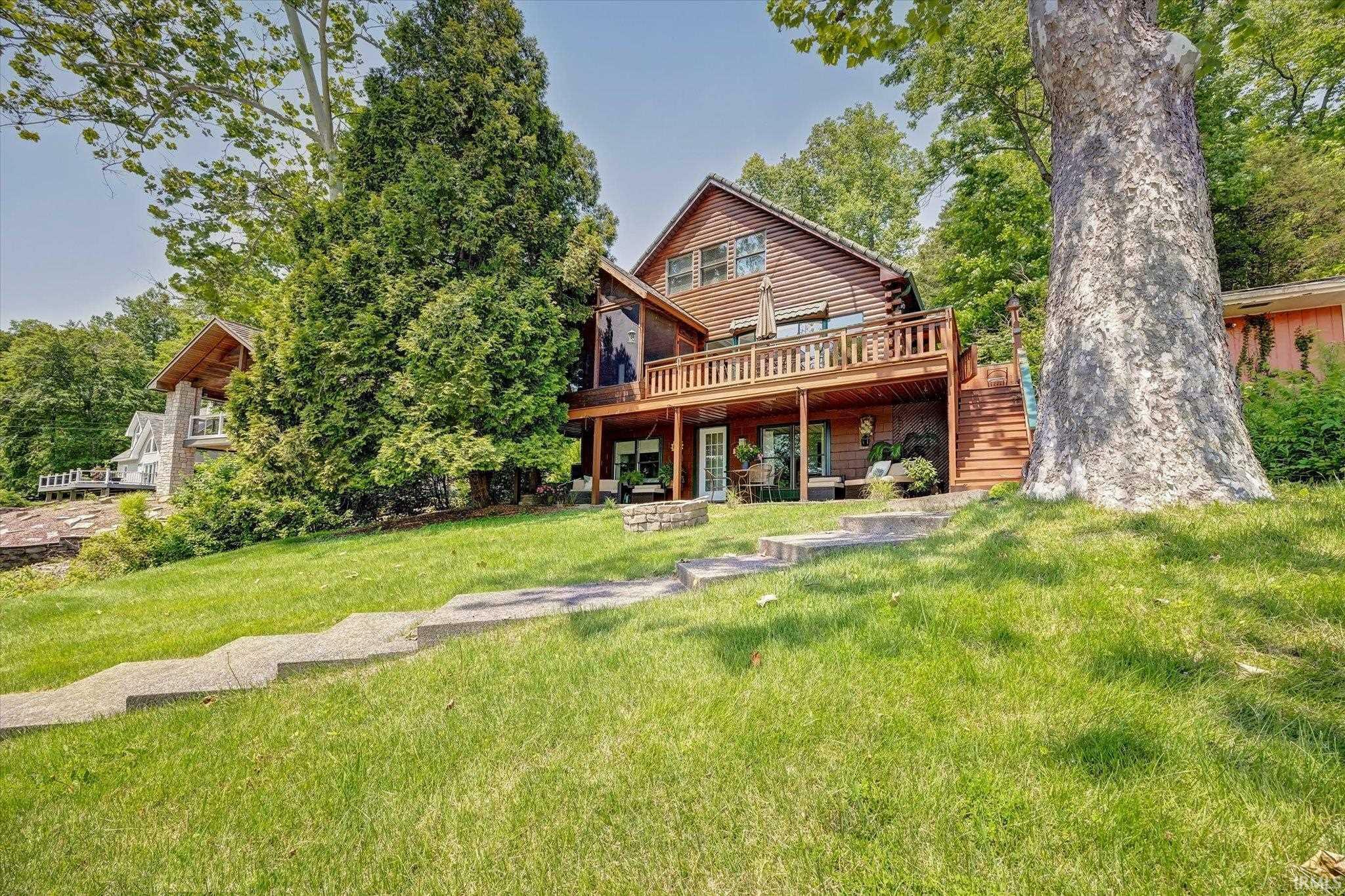 Property Photo: 8015 N Lakeview Drive IN 47468