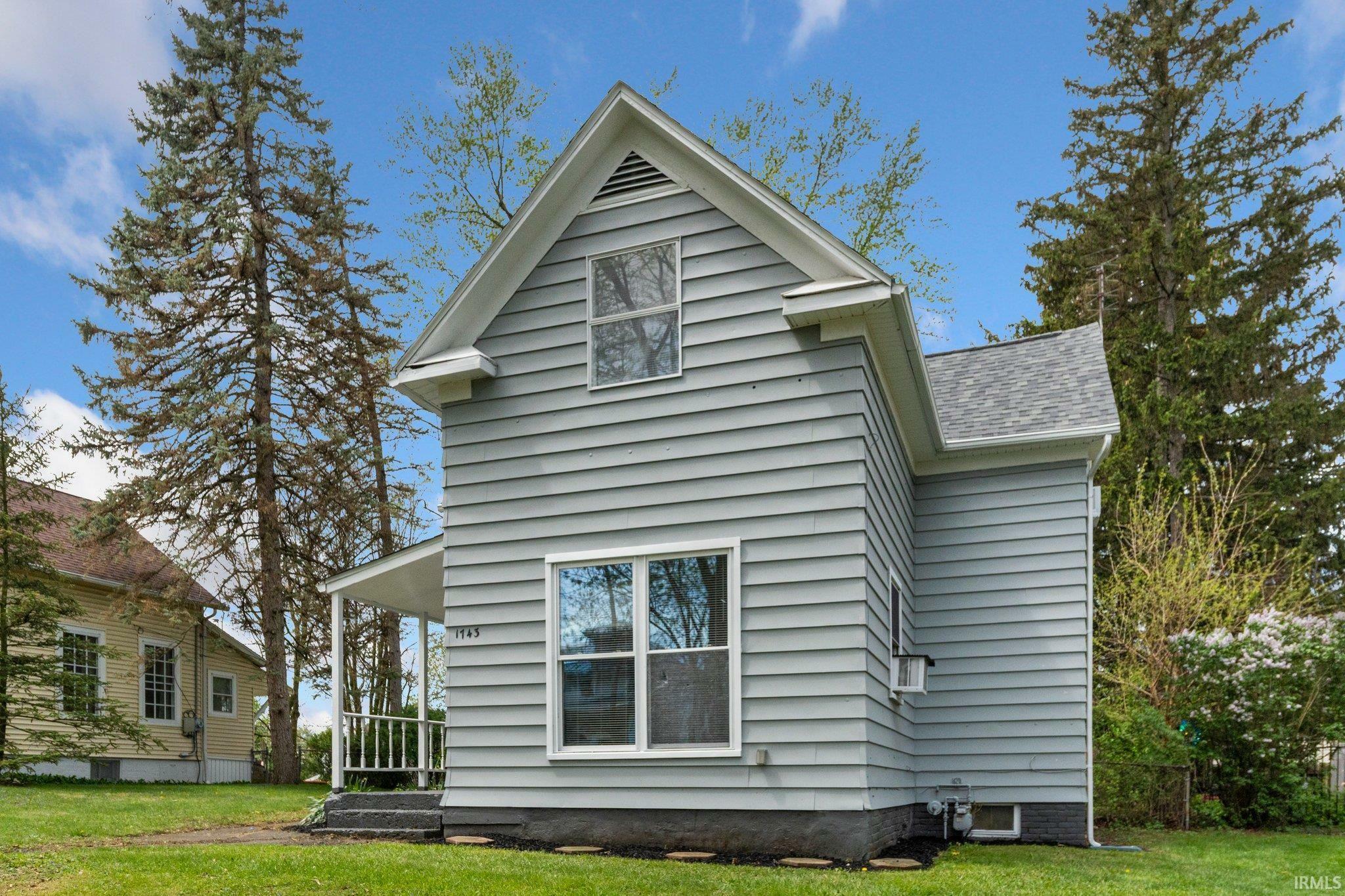 Property Photo: 1743 Franklin Avenue IN 46808