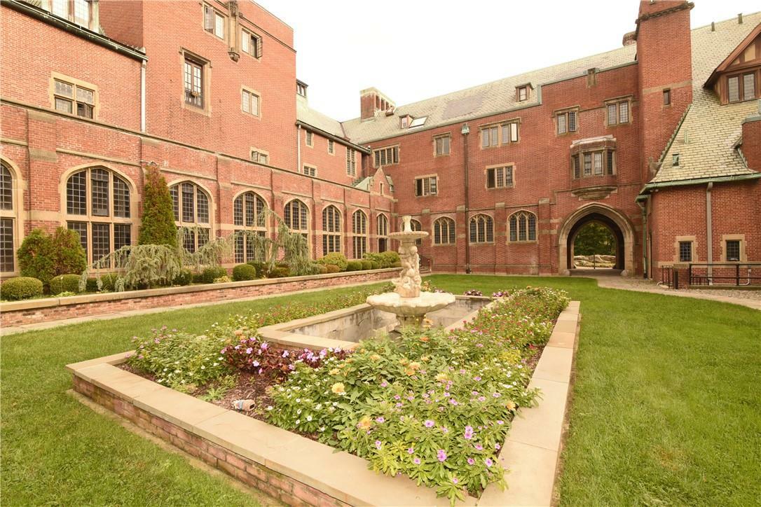Property Photo: 320 Chateau Rive NY 10566