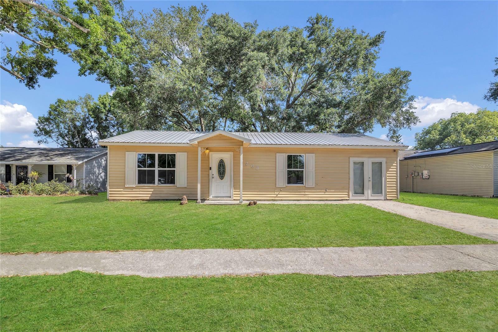 Property Photo: 7208 Thomas Jefferson Circle FL 33830