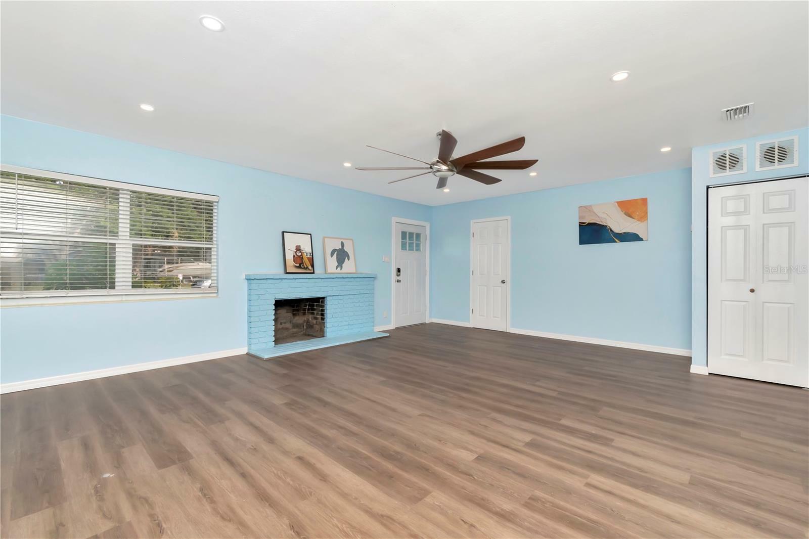 Property Photo: 4512 26th Avenue S FL 33619