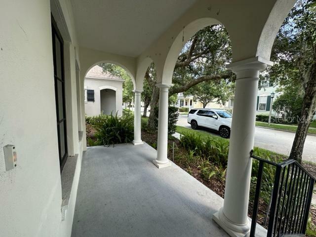 Property Photo: 906 Pawstand Road FL 34747