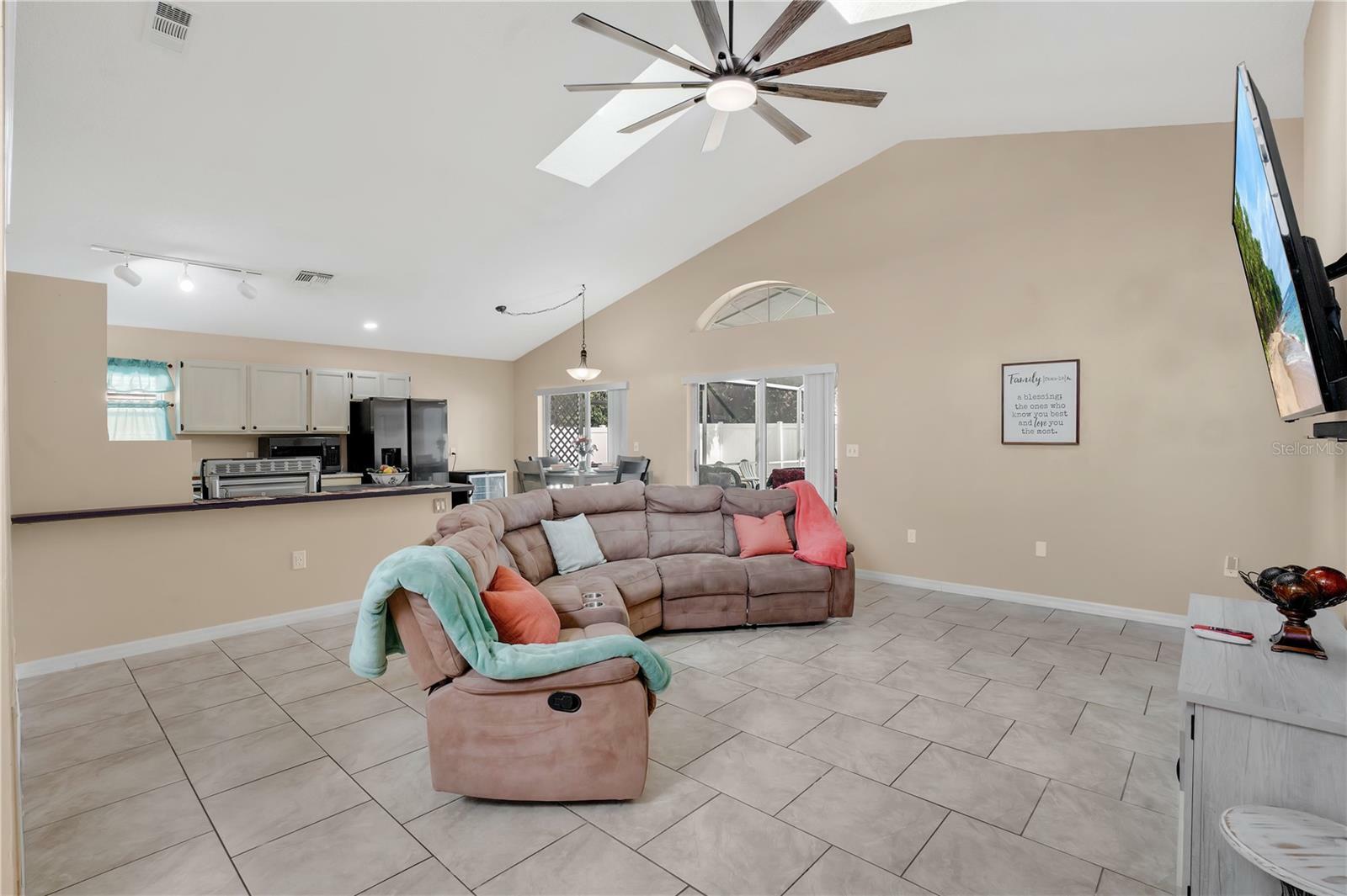 Property Photo: 3886 Creek Bed Circle FL 34769