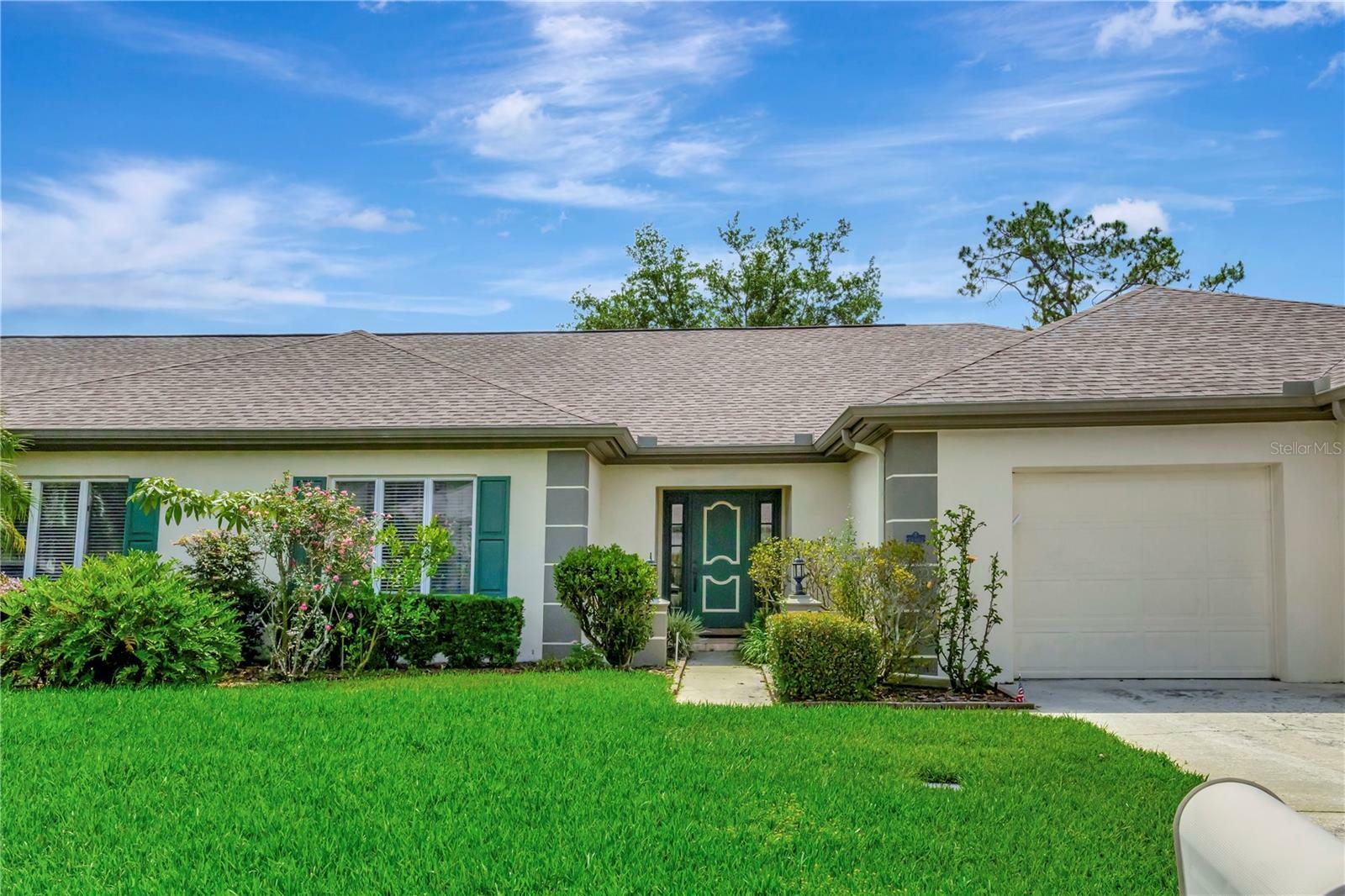 Property Photo: 18807 Tournament Trail FL 33647