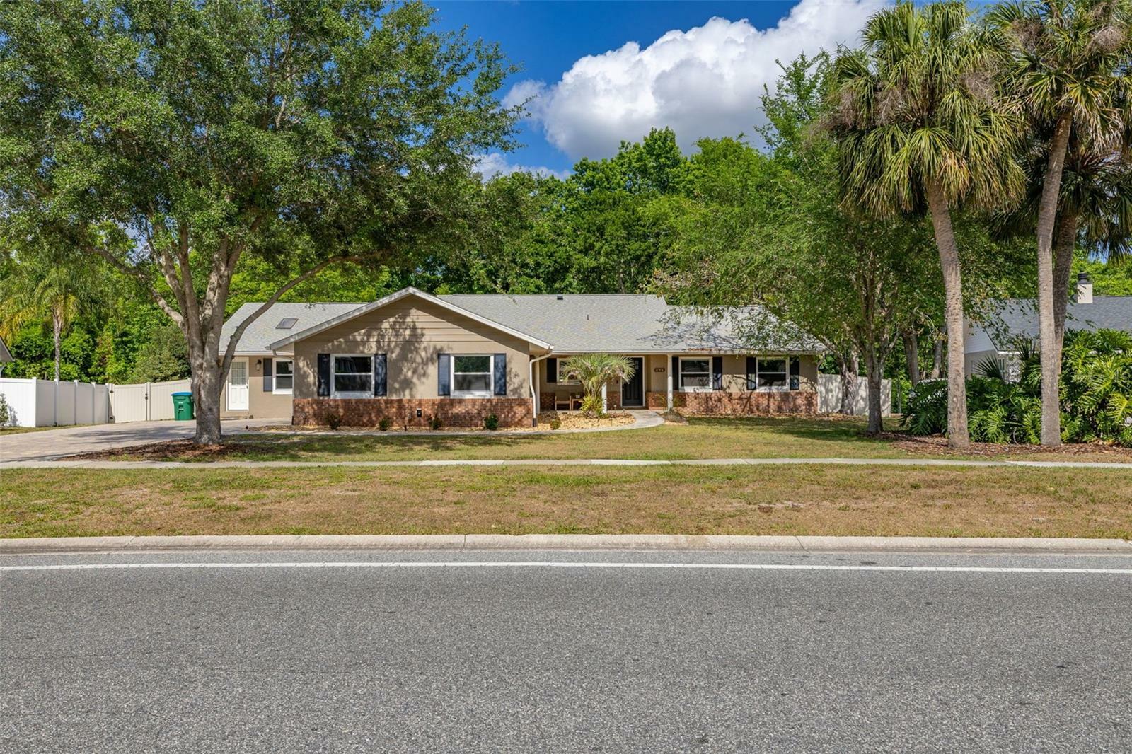 Property Photo: 694 Tuscora Drive FL 32708