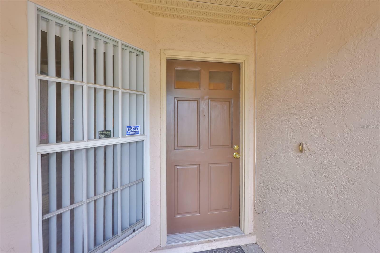 Property Photo: 1005 Hardwood Drive FL 33596