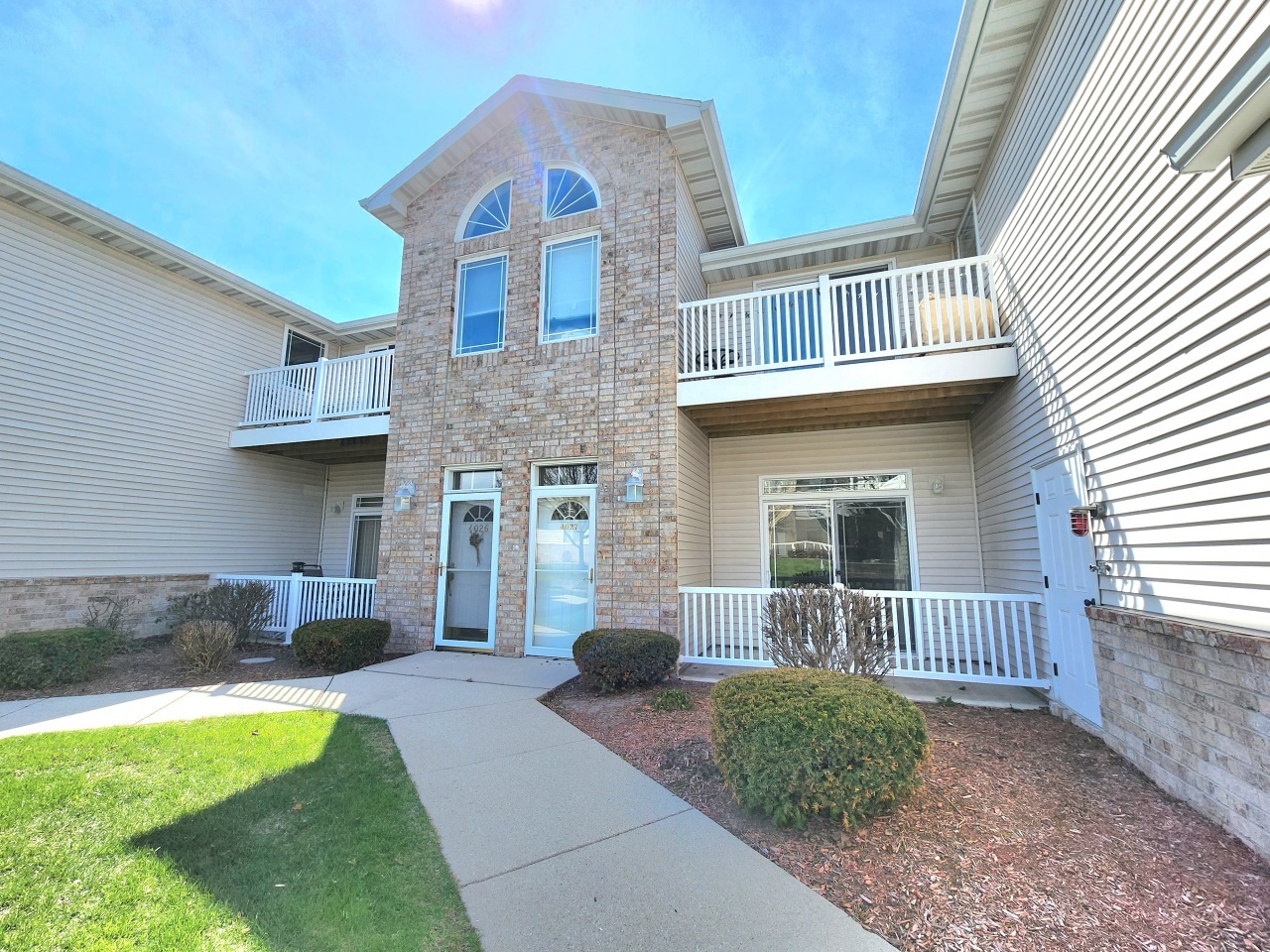 Property Photo: 4027 Hazelnut Ct WI 53081