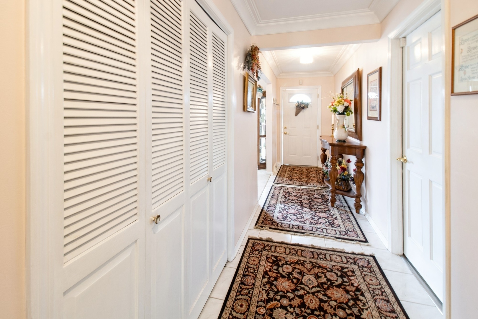Property Photo: 2213 Westwood Drive IL 60162