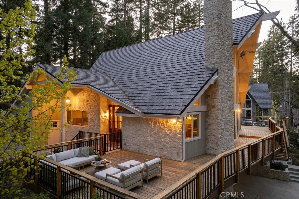 Property Photo: 468 Sky View Ridge Drive CA 92352