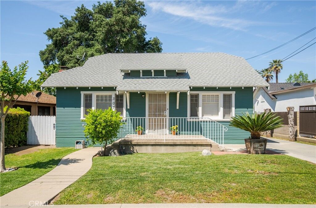 Property Photo: 309 S Alta Vista Avenue CA 91016