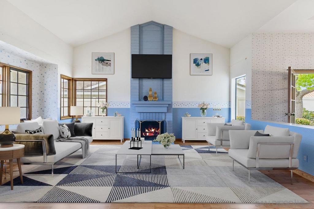 Property Photo: 12512 Cloudesly Dr CA 92128