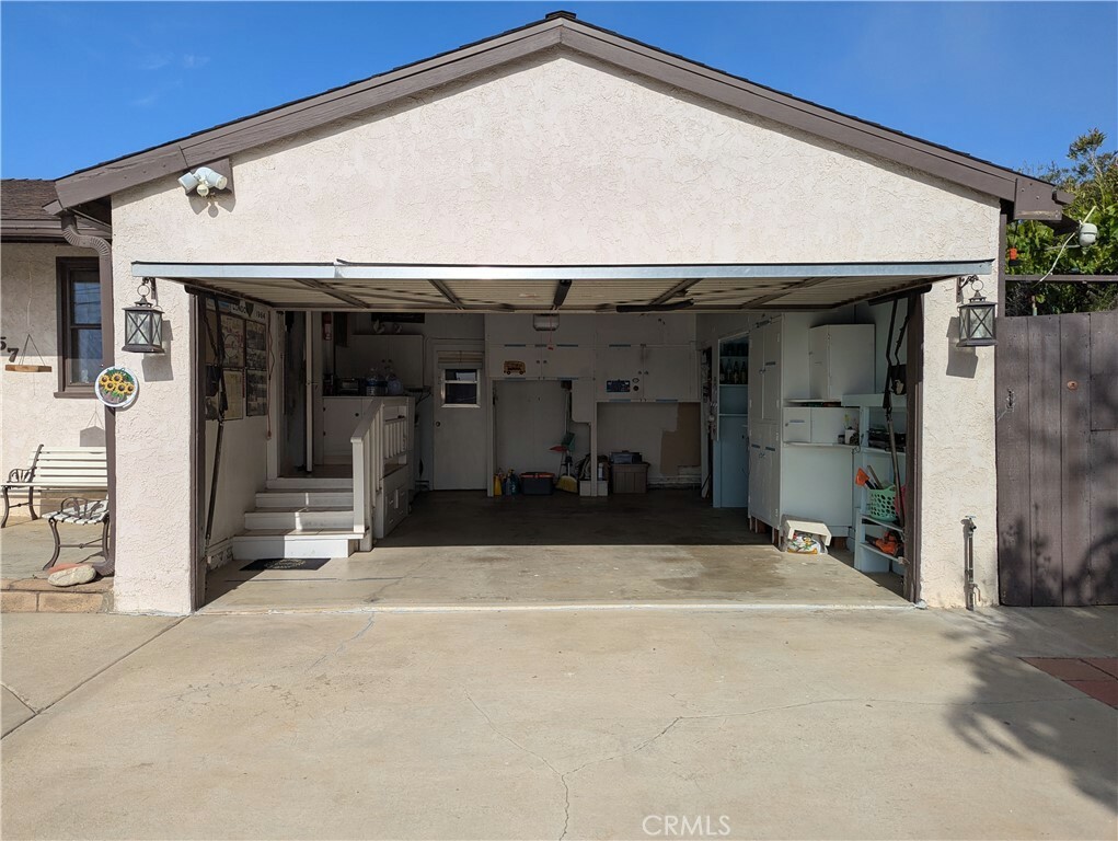 Property Photo:  10257 Cherry Avenue  CA 92223 