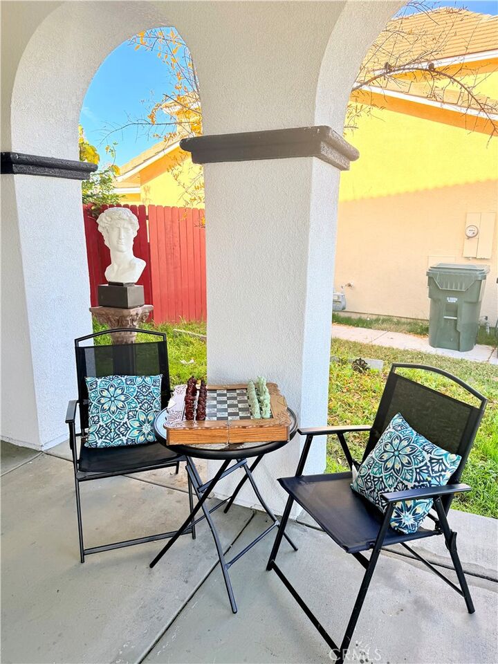 Property Photo:  2572 S Young Court  CA 92408 