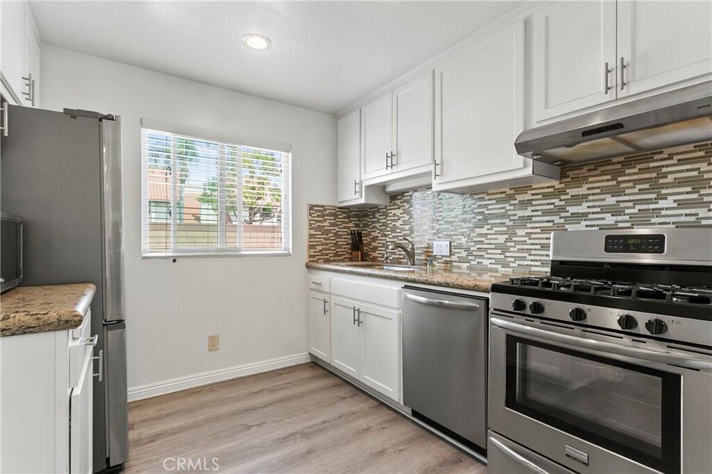 Property Photo:  5593 Pioneer Boulevard 18  CA 90601