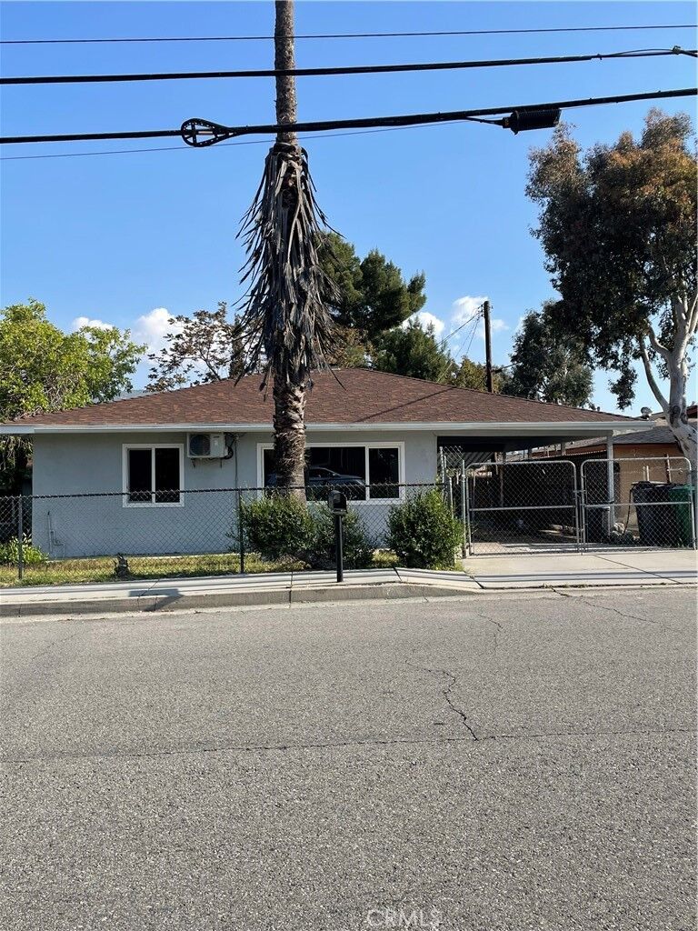 Property Photo: 1238 W Williams St CA 92220