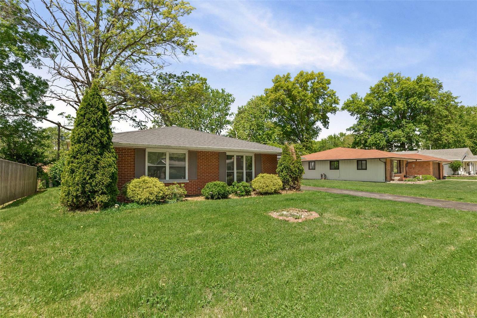 Property Photo: 213 Todd Lane IL 62221