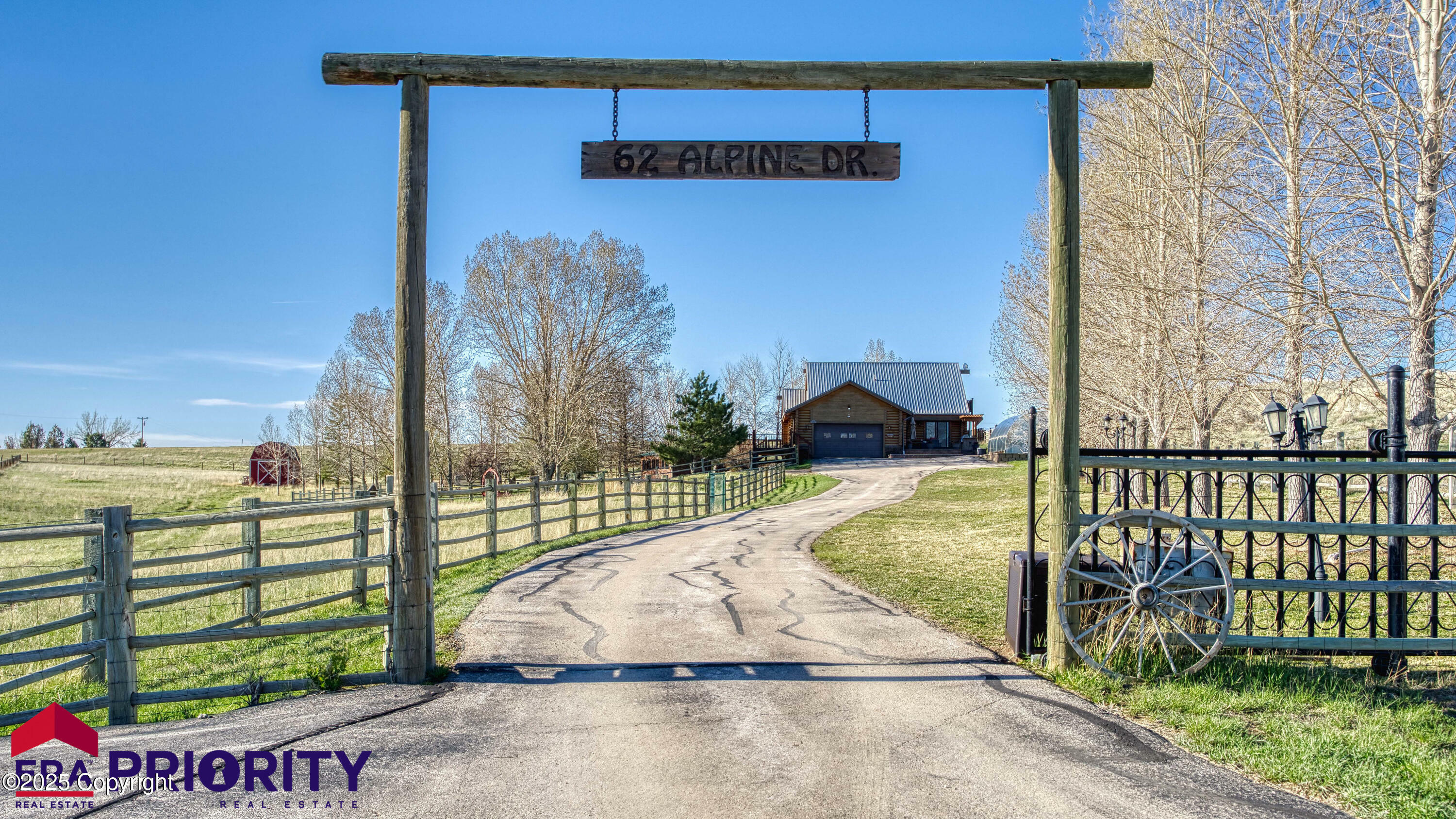 Property Photo: 62 Alpine Dr - WY 82718