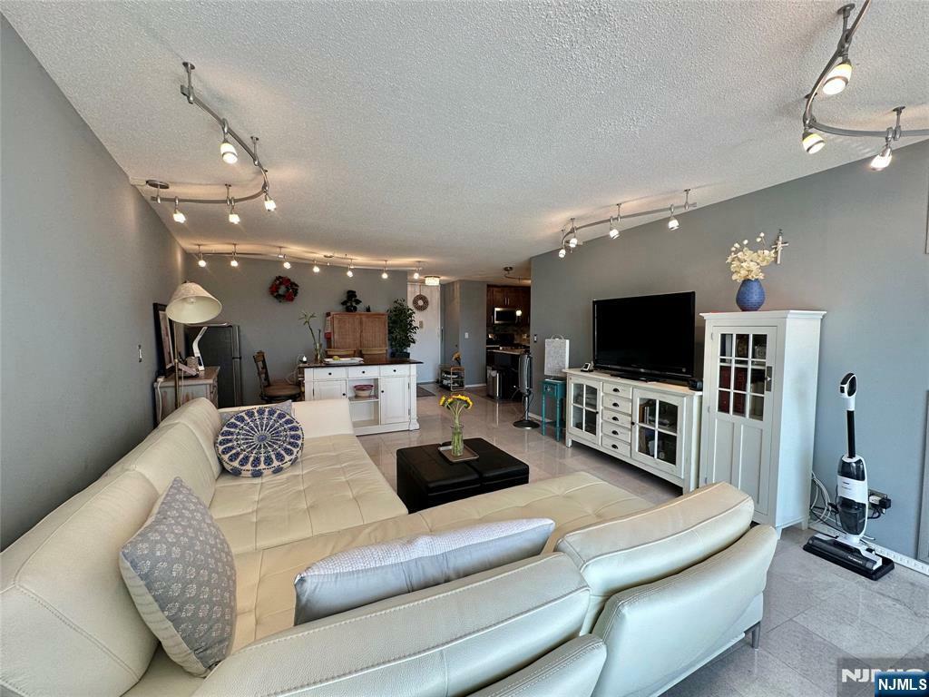 Property Photo: 555 North Avenue 4C NJ 07024