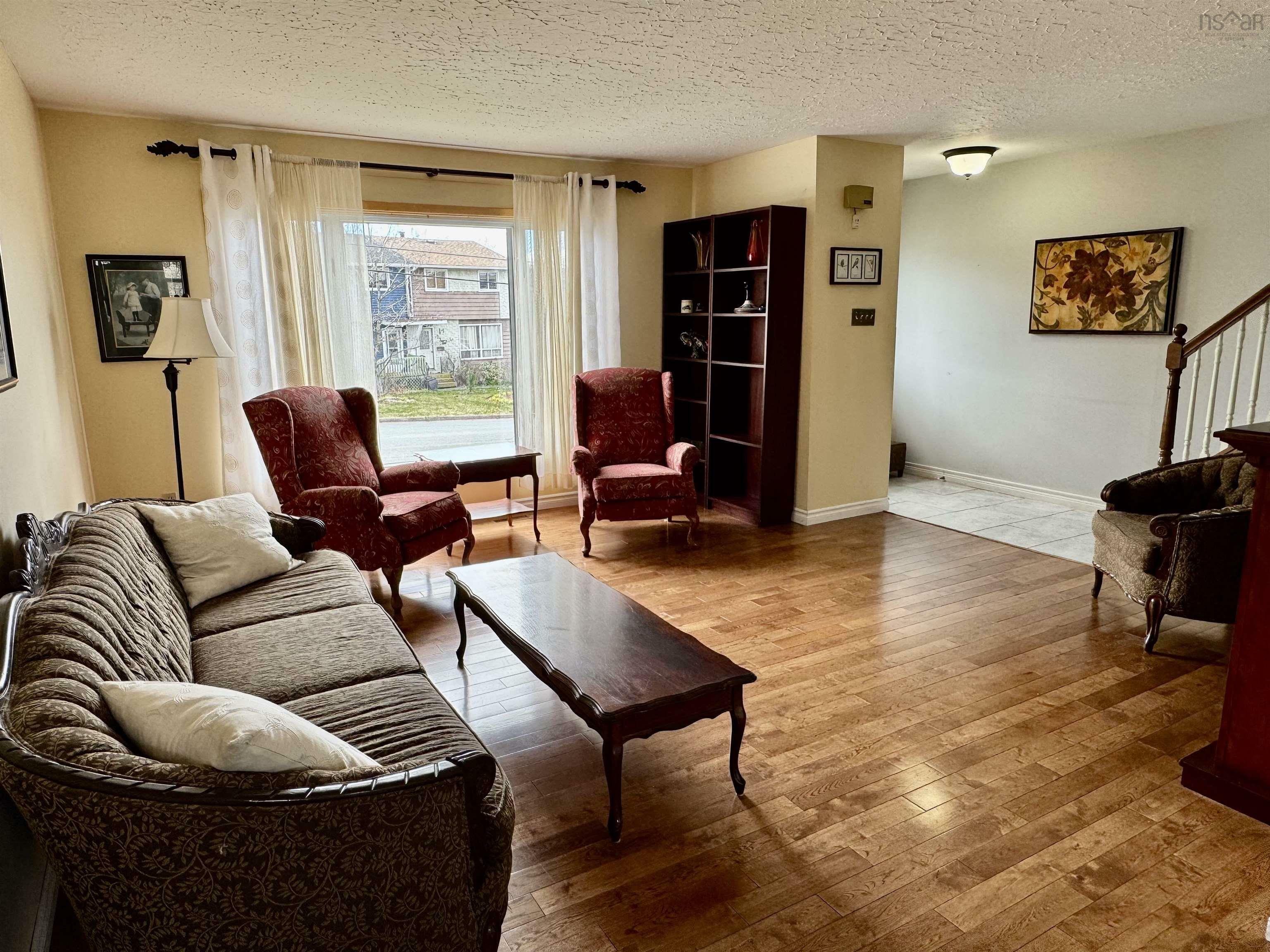 Property Photo:  31 Lillian Drive  NS B2W 4B3 