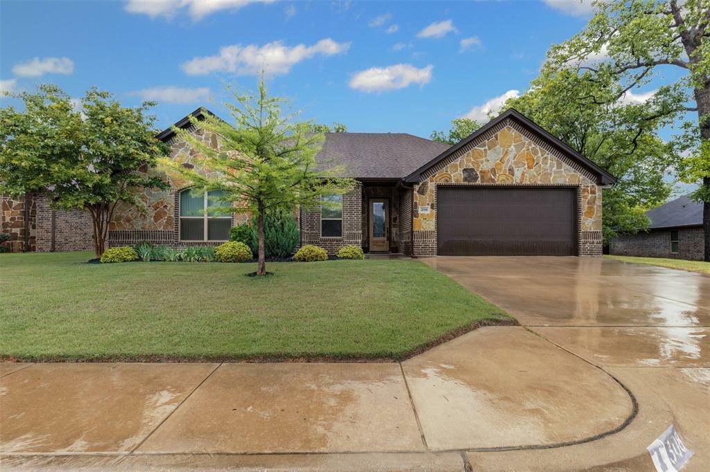 Property Photo: 308 Donna Circle TX 76049
