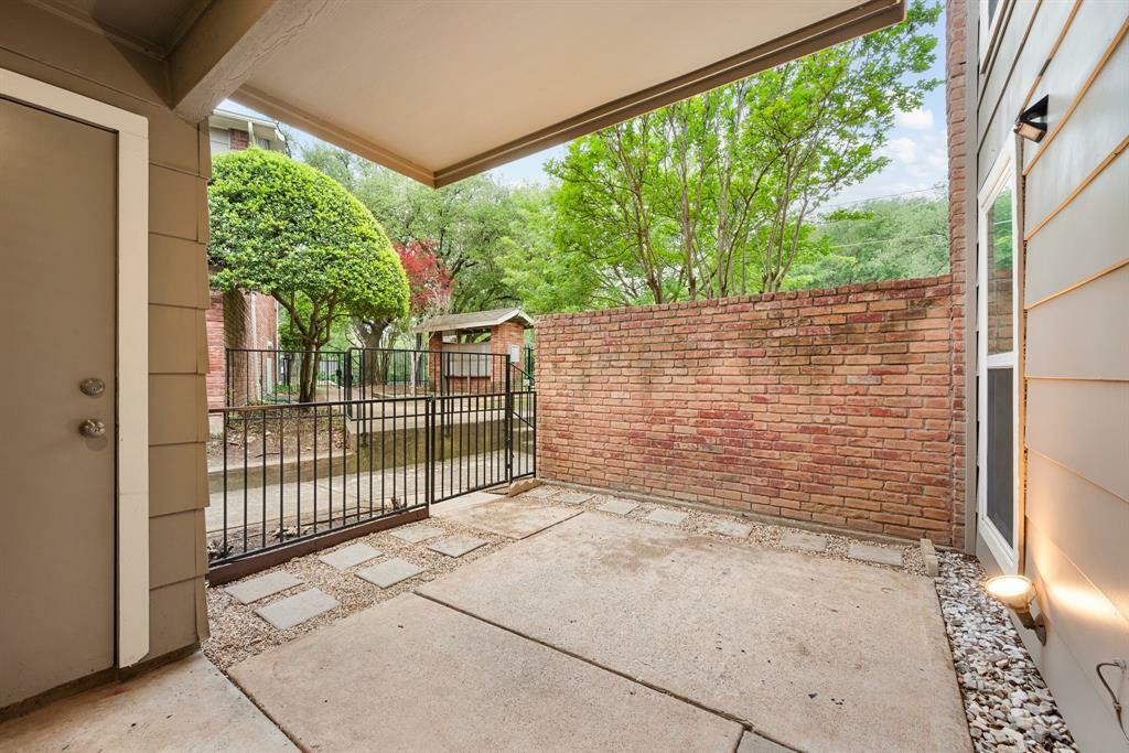 Photo de la propriété: 7510 Holly Hill Drive 154 TX 75231